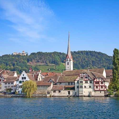 Oevers van Stein am Rhein (CH)